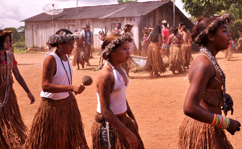 Brasil: Por defender su territorio, indígenas Tupinambás son atacados violentamente